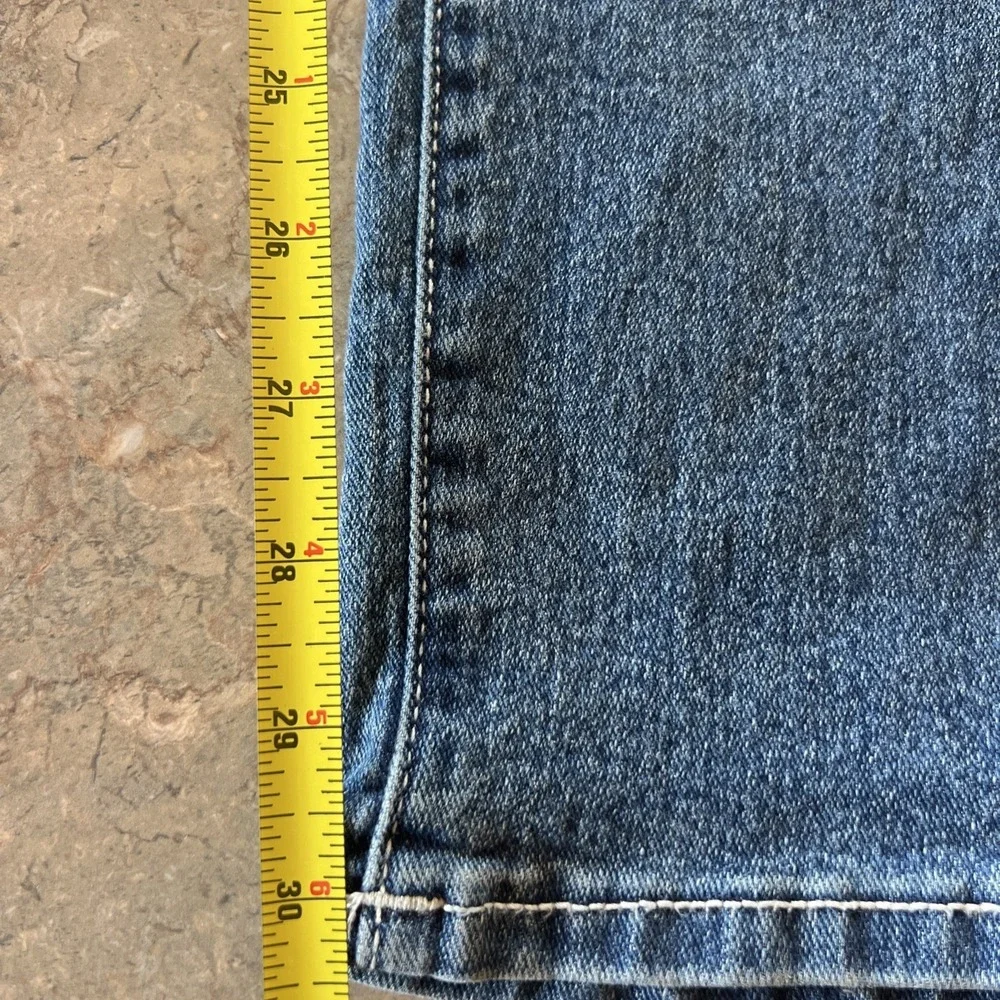 True Religion Jeans Geno Mens 32 Relaxed Slim Flap Pockets